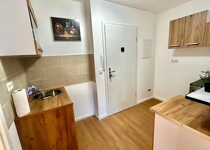 アパート Modernes 1 Fuer Monteure & Handwerker Mit Wlan ルートウィヒスハーフェン・アム・ライン