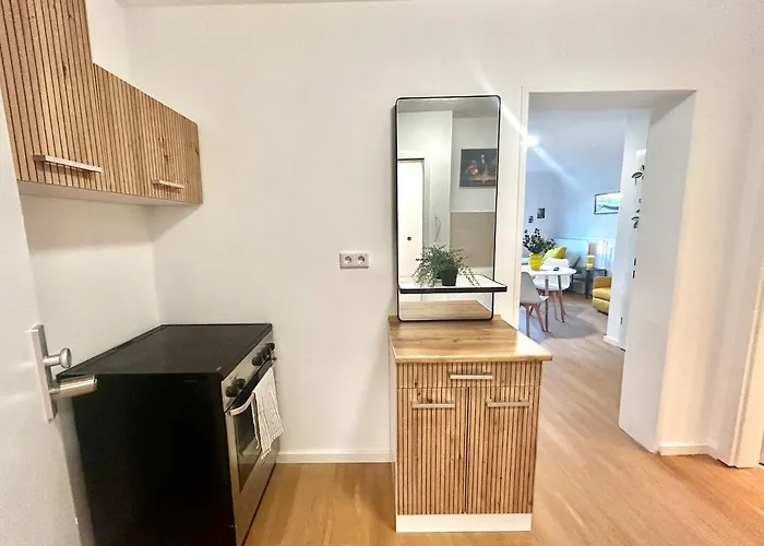 Modernes 1 Fuer Monteure & Handwerker Mit Wlan アパート ルートウィヒスハーフェン・アム・ライン